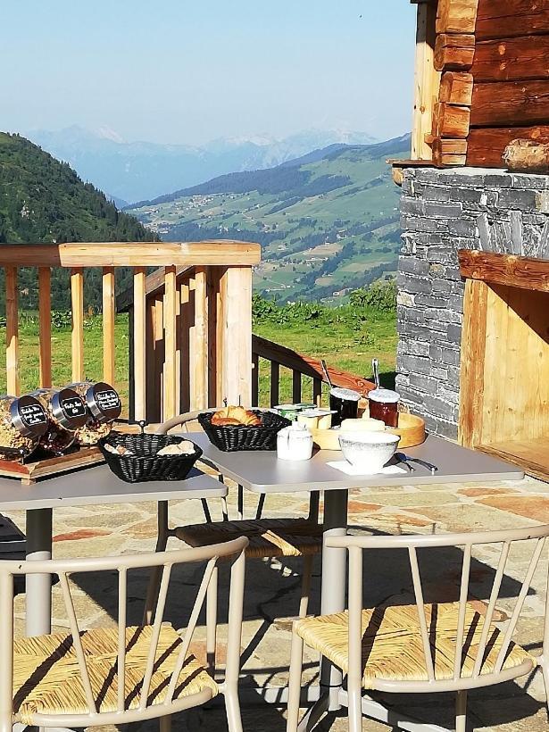 Chambres Et Tables D'Hotes Le Choton A Nono - Col Du Joly Beaufortain Hauteluce Exterior photo